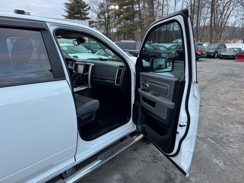 Used 2014 RAM 1500 Big Horn image 38