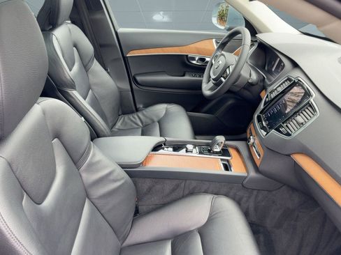 Certified 2023 Volvo XC90 T8 Plus w/ Protection Package Premier image 29