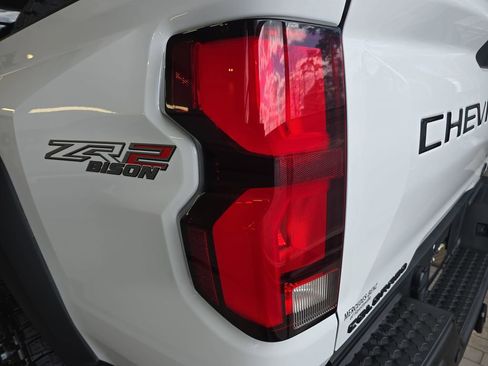 Used 2024 Chevrolet Colorado ZR2 w/ ZR2 Bison Edition image 37