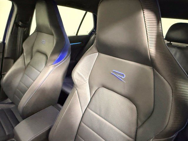 Used 2024 Volkswagen Golf R AWD/4WD image 31