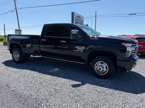 Used 2023 Chevrolet Silverado 3500 High Country w/ Safety Package II AWD/4WD image 2