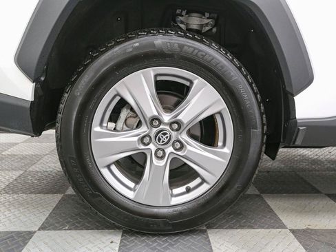 Used 2024 Toyota RAV4 XLE w/ Convenience Package AWD/4WD image 17