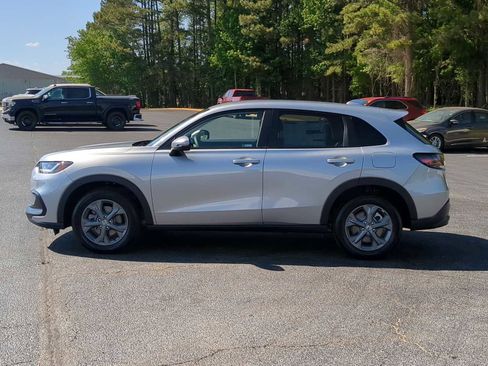 New 2026 Honda HR-V LX image 5