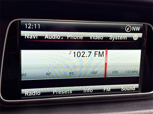 Used 2014 Mercedes-Benz E 350 4MATIC Sedan image 17