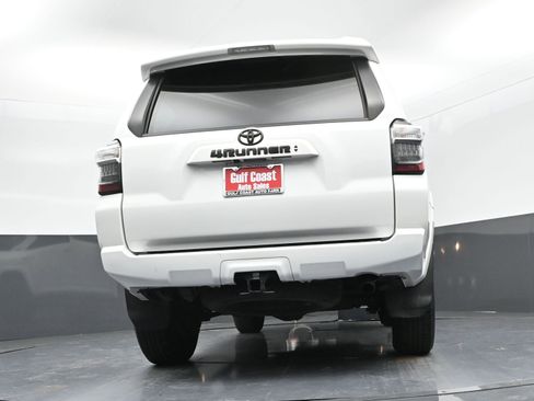 Certified 2023 Toyota 4Runner SR5 image 33