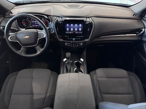 Certified 2023 Chevrolet Traverse LT image 11