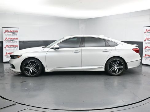 Used 2021 Honda Accord Touring image 5