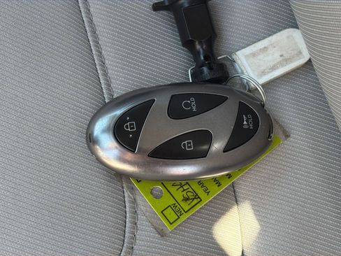 Used 2025 Hyundai Tucson SEL AWD/4WD image 27