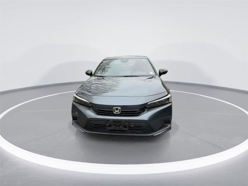 Used 2024 Honda Civic Sport image 3