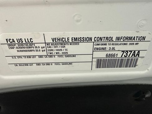 Used 2025 RAM 1500 Laramie image 68