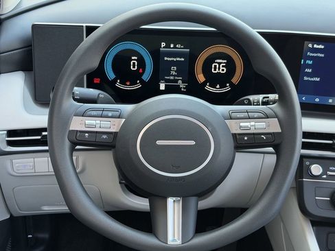 New 2026 Hyundai Tucson SE image 12