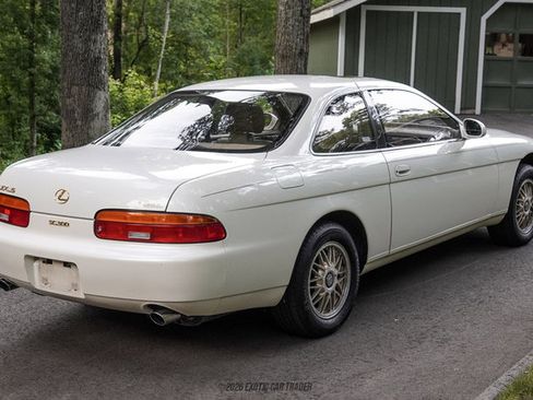 Used 1994 Lexus SC 300 Coupe RWD image 8