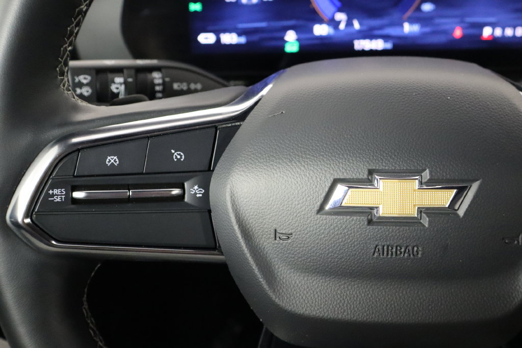 Used 2024 Chevrolet Blazer EV LT AWD/4WD image 8