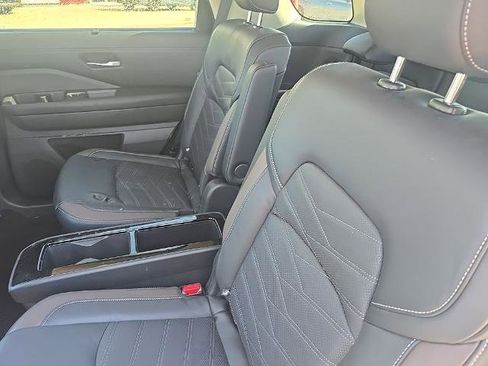 Certified 2023 Nissan Pathfinder Platinum image 10