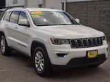 Used 2021 Jeep Grand Cherokee Laredo w/ Security & Convenience Group image 2