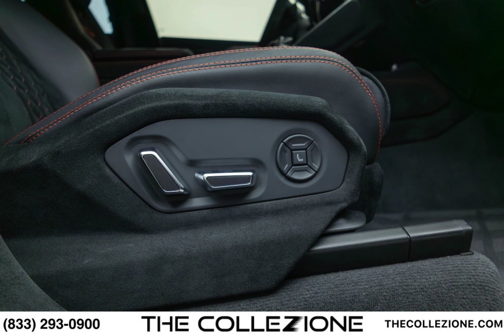Used 2023 Lamborghini Urus Performante AWD/4WD image 97