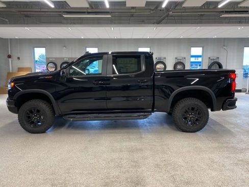 New 2026 Chevrolet Silverado 1500 ZR2 AWD/4WD image 9