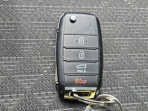 Used 2023 Kia Rio S image 23