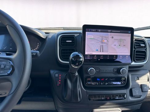 New 2025 RAM ProMaster 2500 w/ Quick Order Package 22G SLT image 11