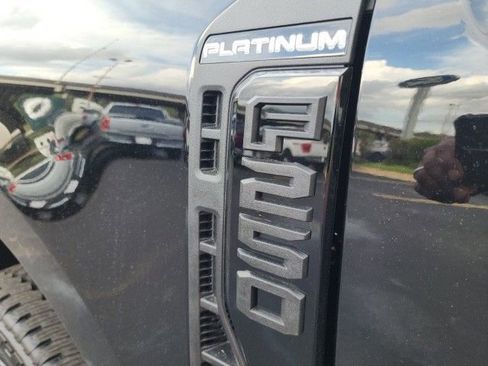 New 2025 Ford F250 Platinum image 37