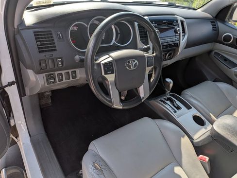 Used 2012 Toyota Tacoma 4x4 Double Cab w/ TRD Sport Pkg image 11