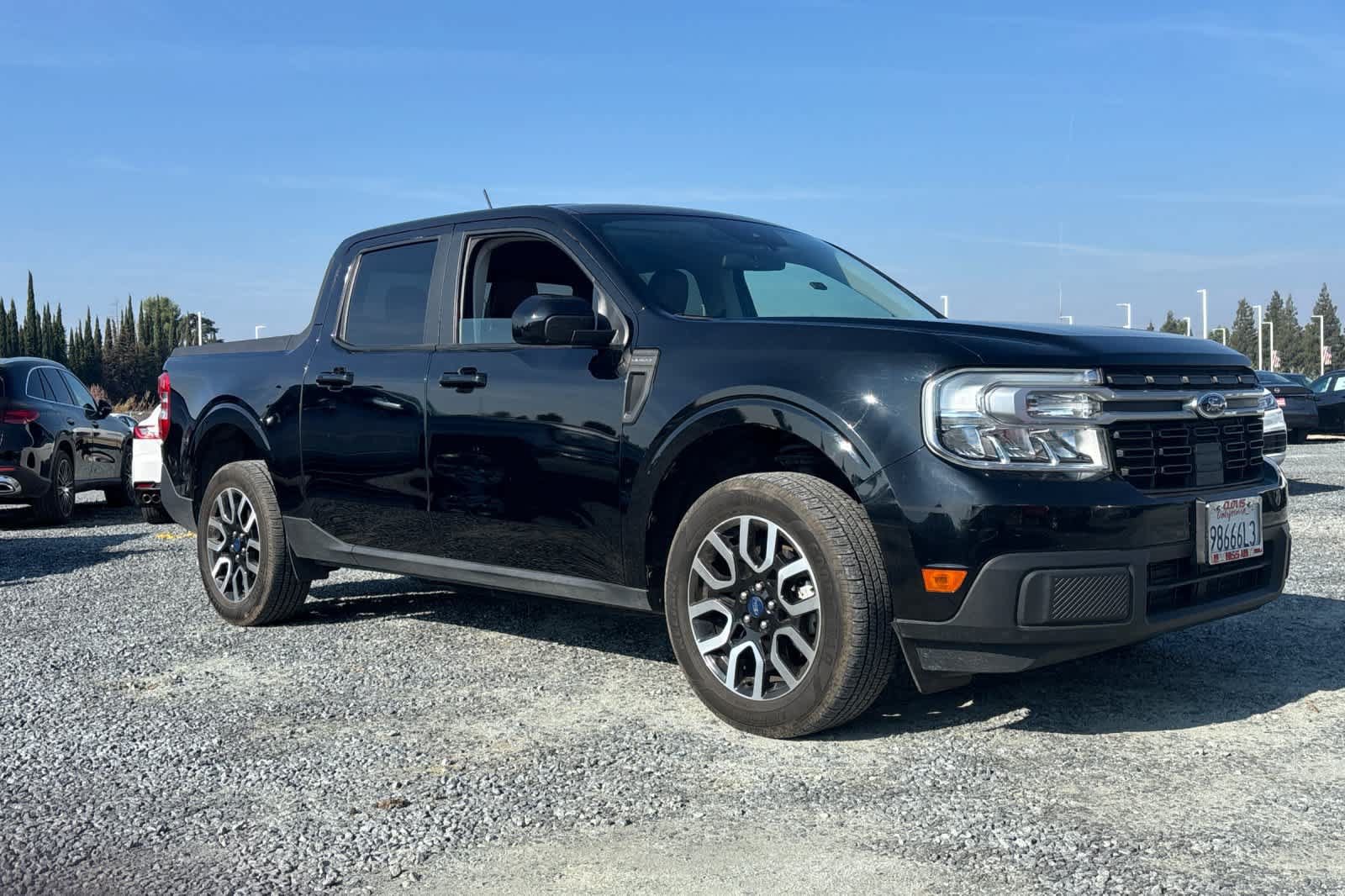 Used 2022 Ford Maverick Lariat w/ Lariat Luxury Package FWD image 9