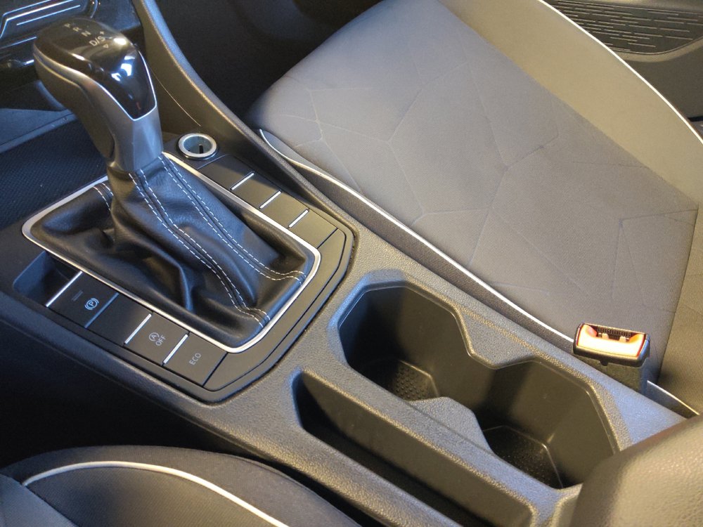 Used 2025 Volkswagen Jetta Sport FWD image 26