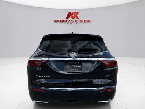 Used 2023 Buick Enclave Essence w/ Experience Buick Package FWD image 4