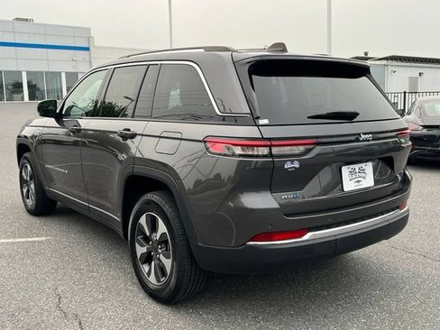 Used 2022 Jeep Grand Cherokee Limited 4xe AWD/4WD image 5