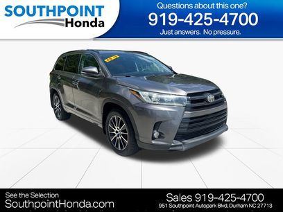 Used 2017 Toyota Highlander SE