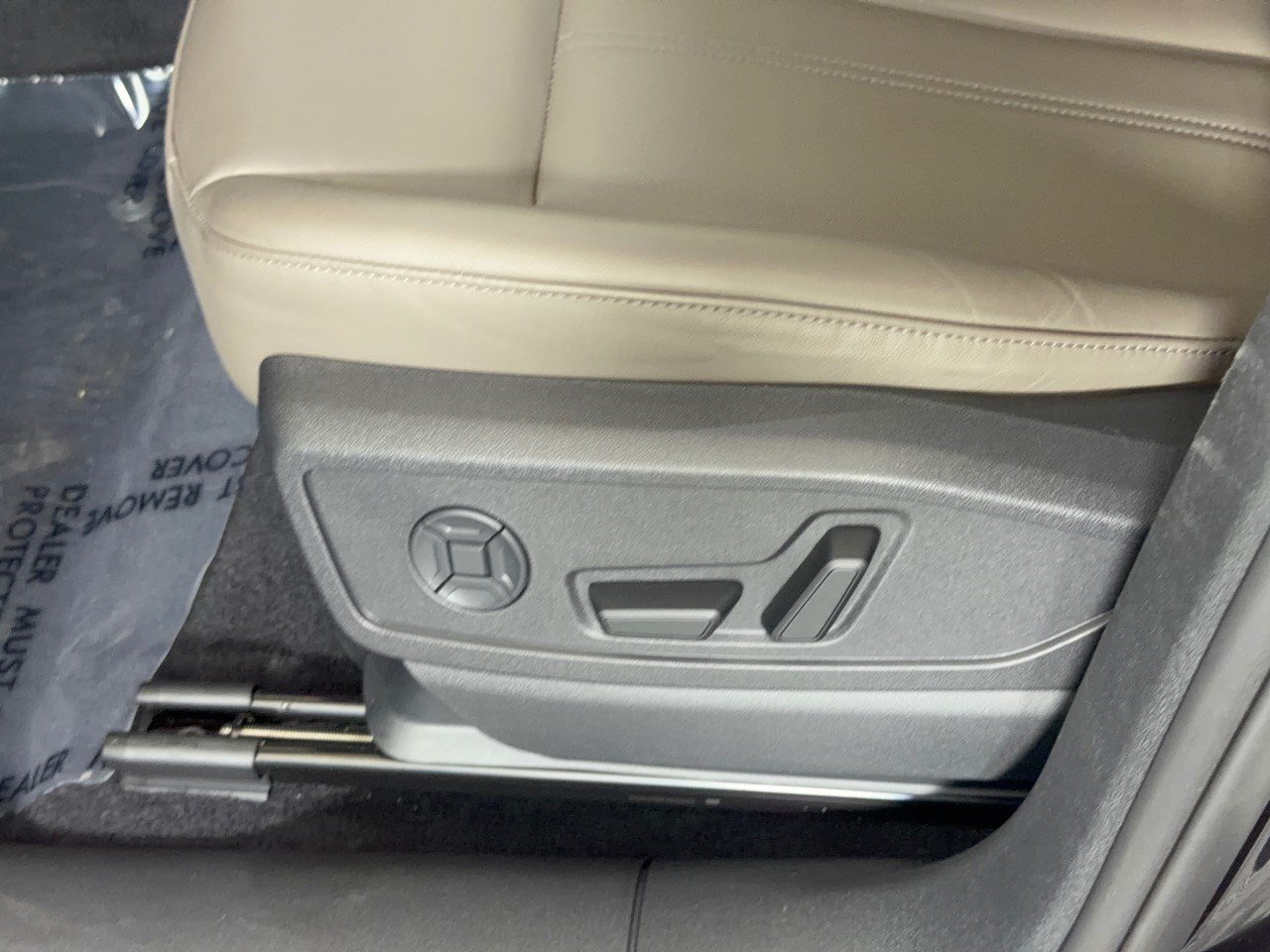 Certified 2026 Audi Q5 Premium Plus AWD/4WD image 16