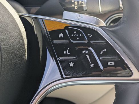 Used 2022 Mercedes-Benz E 450 4MATIC Sedan image 13