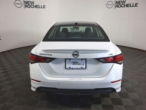 Certified 2023 Nissan Sentra SR w/ SR Premium Package image 6