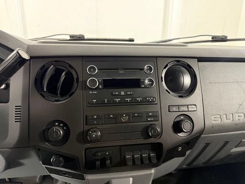 Used 2012 Ford F250 XL w/ PWR Equipment Group AWD/4WD image 16