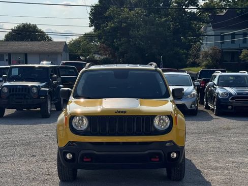 Used 2016 Jeep Renegade Trailhawk AWD/4WD image 6
