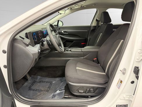 Used 2024 Hyundai Sonata SEL FWD image 9