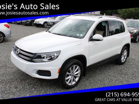 Used 2017 Volkswagen Tiguan Wolfsburg Edition AWD/4WD image 1