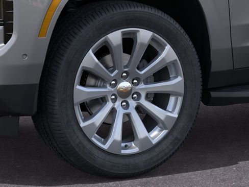 New 2026 Chevrolet Tahoe Premier AWD/4WD image 9