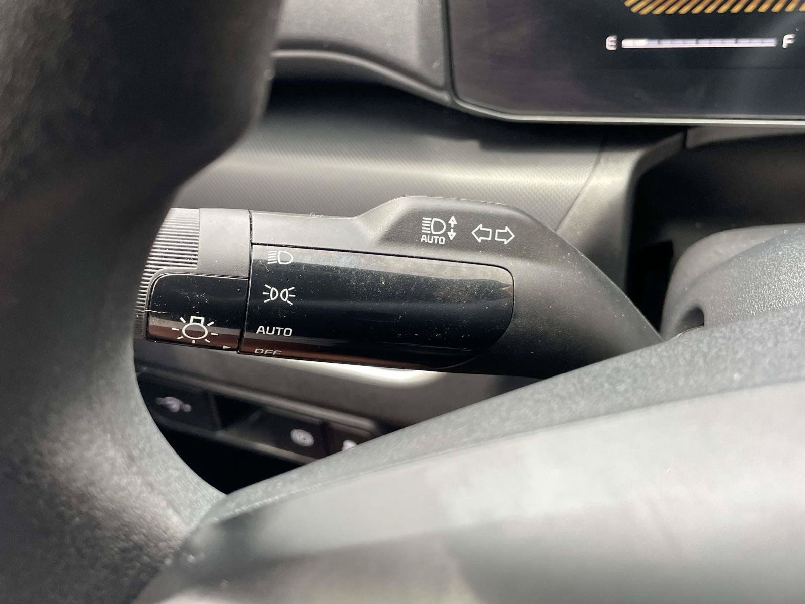 Used 2025 Kia K4 FWD image 19