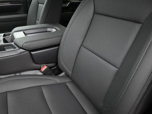 New 2026 Chevrolet Silverado 3500 LT image 17