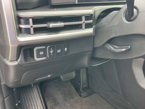 Used 2024 Hyundai Santa Fe SE FWD image 27