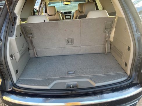 Used 2016 GMC Acadia SLT image 21