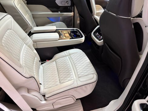 Used 2021 Lincoln Navigator Black Label image 53