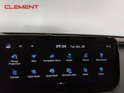 Used 2023 Hyundai Santa Fe SEL image 22