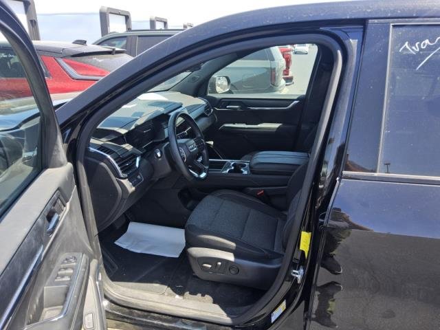 Used 2025 GMC Acadia Elevation w/ Black Edition FWD image 6