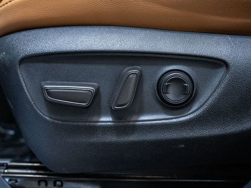 Certified 2021 Toyota Highlander Platinum image 22