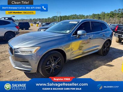 Used 2019 Volvo XC60 T5 Momentum w/ Premium Package