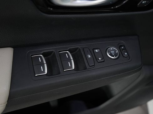 Used 2024 Honda CR-V EX-L image 20