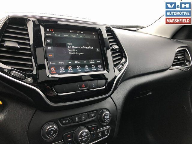 Used 2022 Jeep Cherokee Limited AWD/4WD image 10