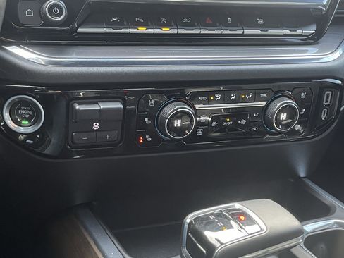 Used 2024 Chevrolet Silverado 1500 High Country w/ Technology Package image 25